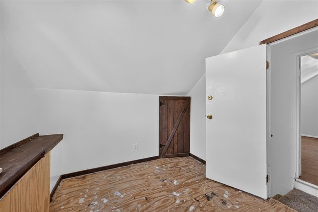 19364 Seminole, Redford, MI 48240
