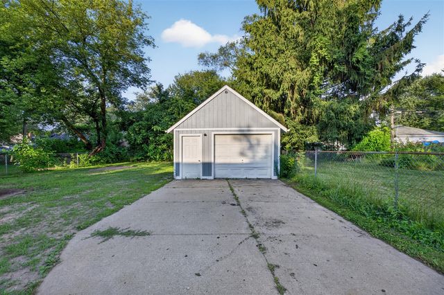 19364 Seminole, Redford, MI 48240