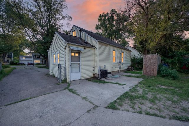 19364 Seminole, Redford, MI 48240