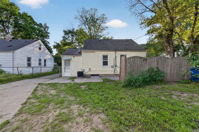 19364 Seminole, Redford, MI 48240