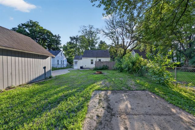 19364 Seminole, Redford, MI 48240