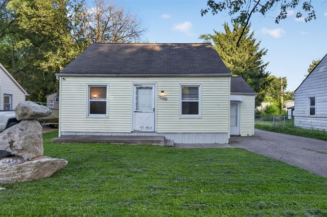 19364 Seminole, Redford, MI 48240