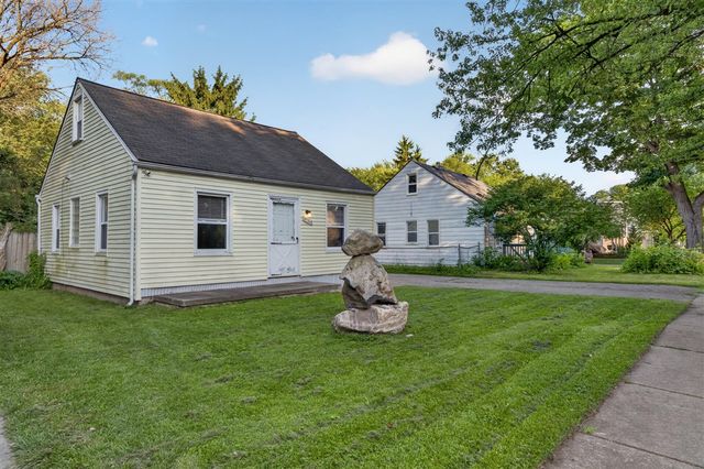 19364 Seminole, Redford, MI 48240