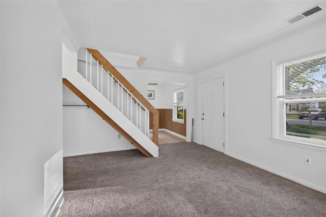 19364 Seminole, Redford, MI 48240