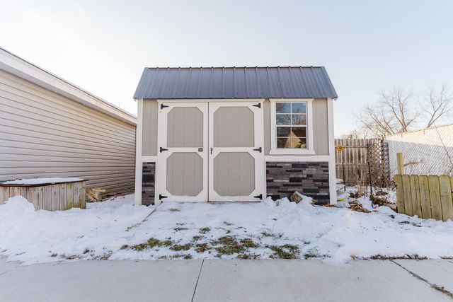 1035 8th Avenue, Belvidere, IL 61008