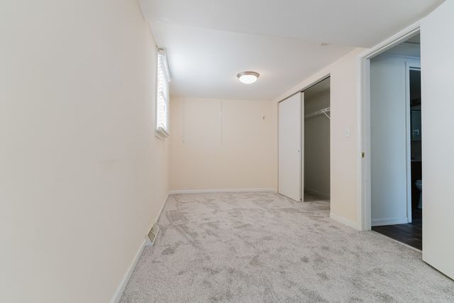 1035 8th Avenue, Belvidere, IL 61008