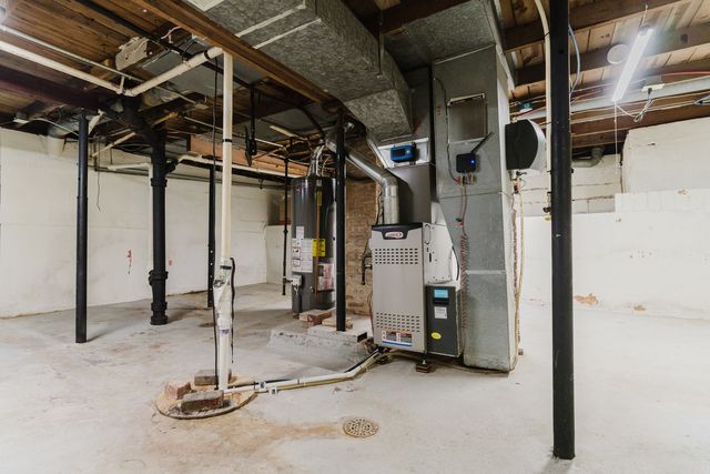 1035 8th Avenue, Belvidere, IL 61008