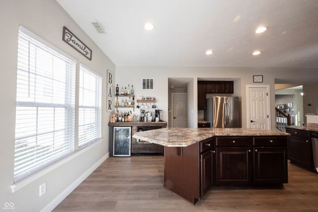 10165 Clay Bridge Drive, Noblesville, IN 46060