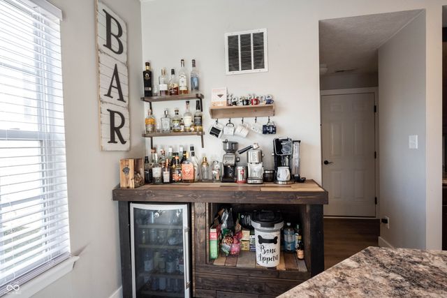 10165 Clay Bridge Drive, Noblesville, IN 46060