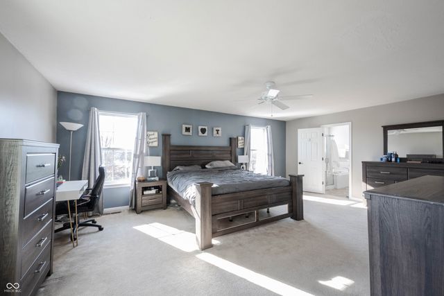 10165 Clay Bridge Drive, Noblesville, IN 46060