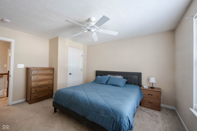 10165 Clay Bridge Drive, Noblesville, IN 46060