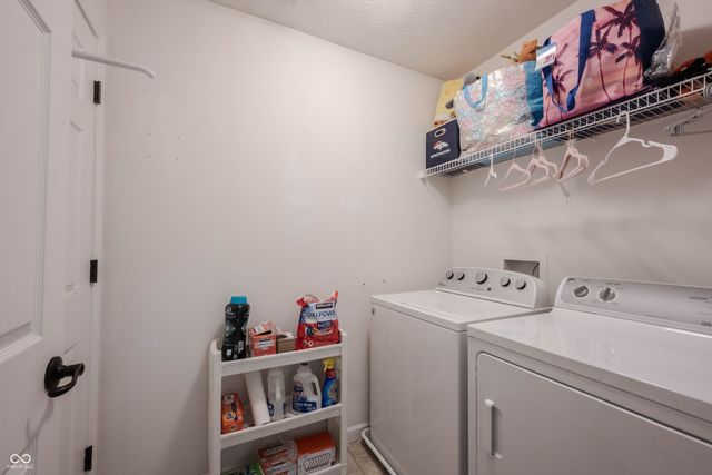 10165 Clay Bridge Drive, Noblesville, IN 46060