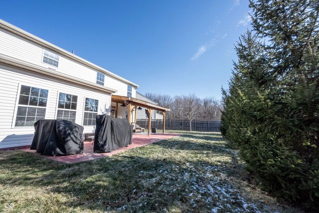 10165 Clay Bridge Drive, Noblesville, IN 46060