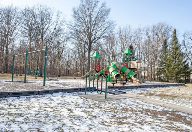 10165 Clay Bridge Drive, Noblesville, IN 46060