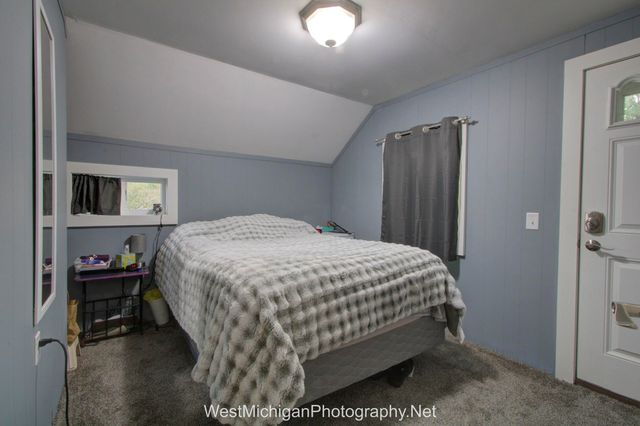 21660 Brady Lake Boulevard, Aetna Twp, MI 49336