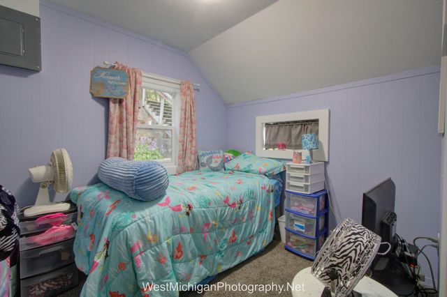 21660 Brady Lake Boulevard, Aetna Twp, MI 49336