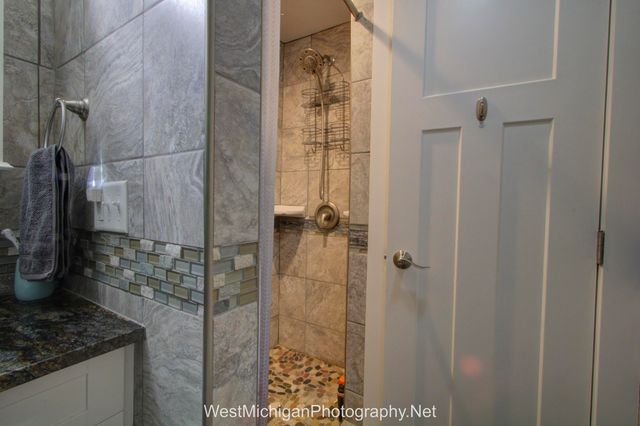 21660 Brady Lake Boulevard, Aetna Twp, MI 49336