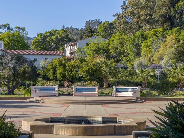 2611 Piedmont Ave 4, Berkeley, CA 94704