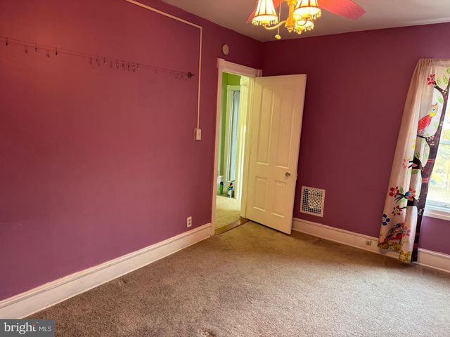 52 HILLSIDE AVE, Souderton, PA 18964