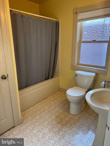 52 HILLSIDE AVE, Souderton, PA 18964