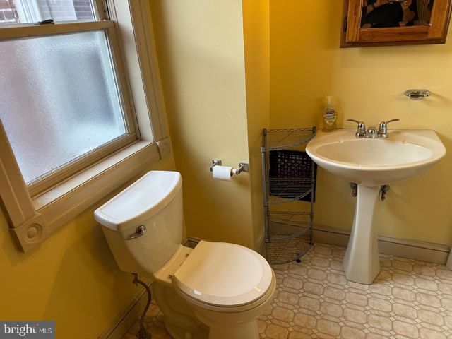 52 HILLSIDE AVE, Souderton, PA 18964