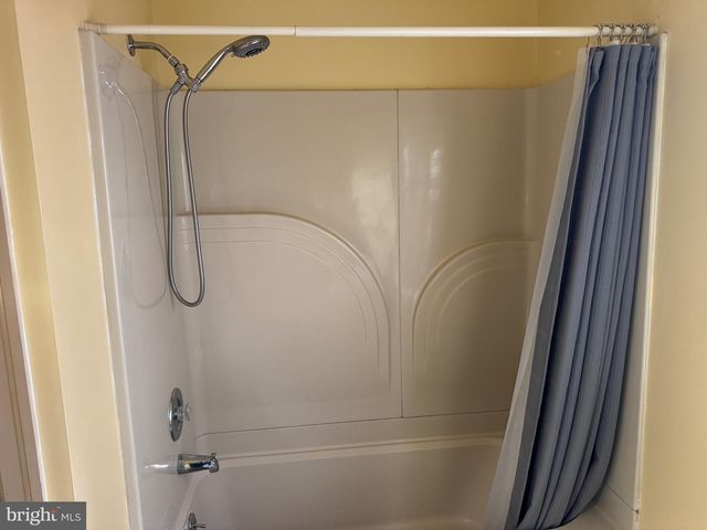 52 HILLSIDE AVE, Souderton, PA 18964