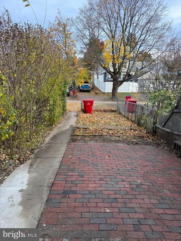 52 HILLSIDE AVE, Souderton, PA 18964