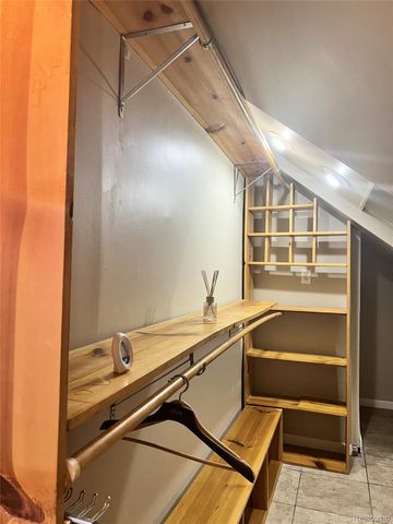 16230 Griggs Street, Detroit, MI 48221