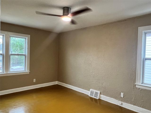 16230 Griggs Street, Detroit, MI 48221