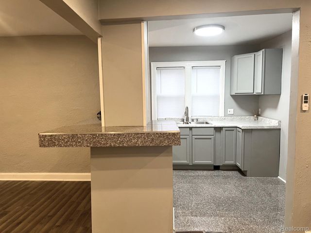 16230 Griggs Street, Detroit, MI 48221