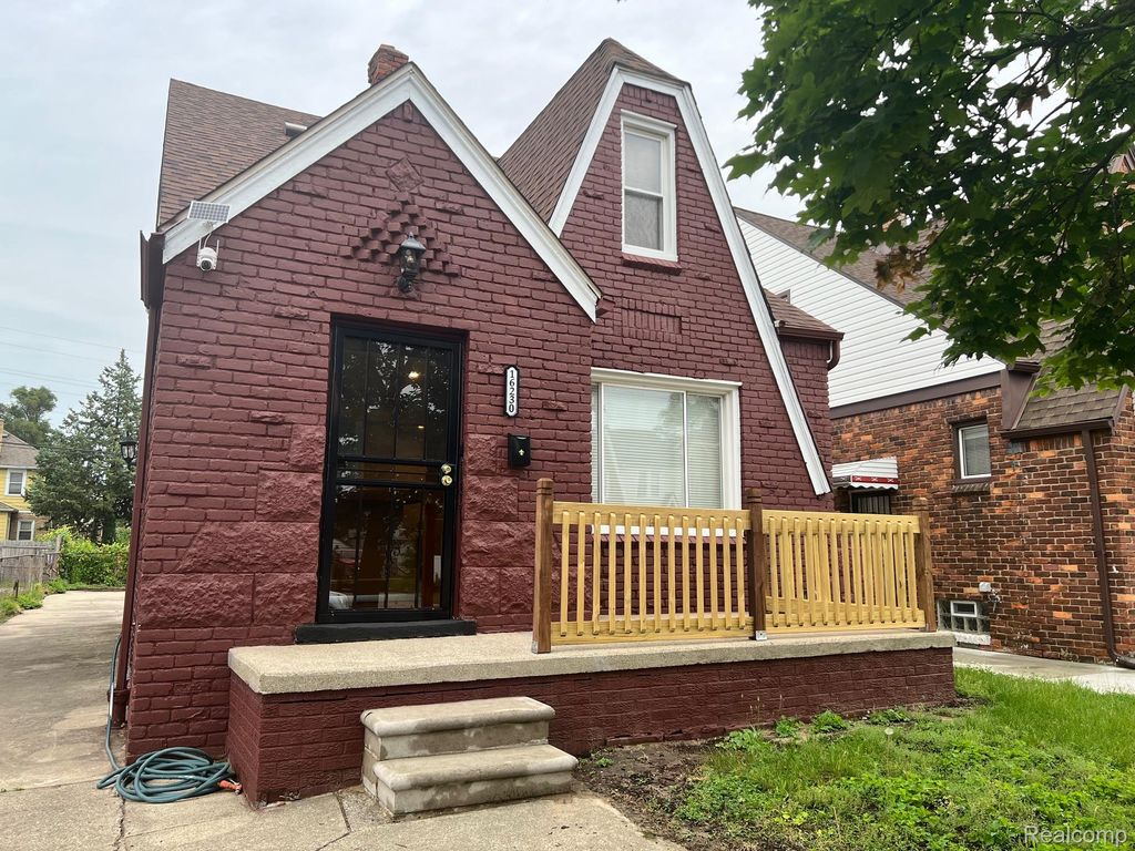 16230 Griggs Street, Detroit, MI 48221