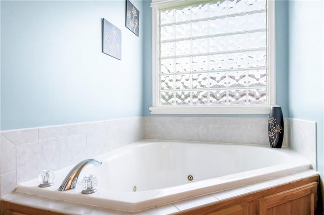 3703 Clayton Drive, Leavenworth, KS 66048