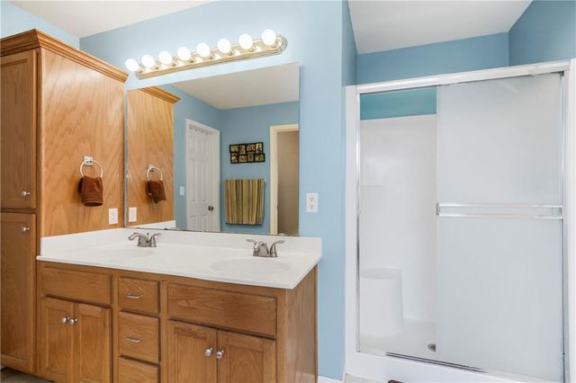 3703 Clayton Drive, Leavenworth, KS 66048