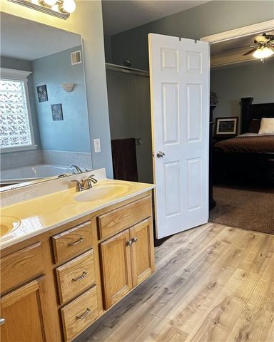 3703 Clayton Drive, Leavenworth, KS 66048