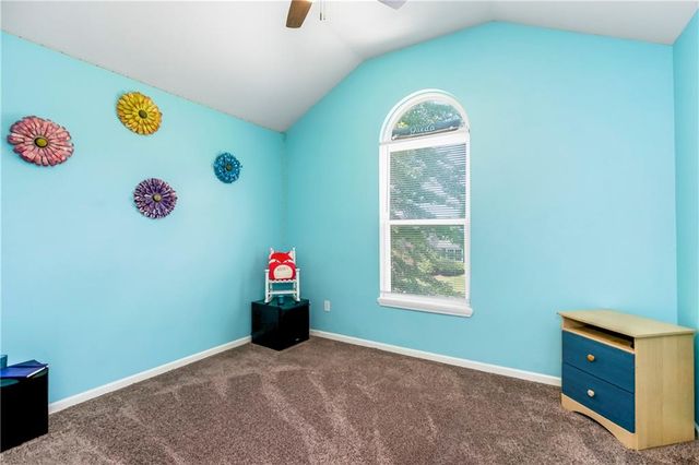 3703 Clayton Drive, Leavenworth, KS 66048