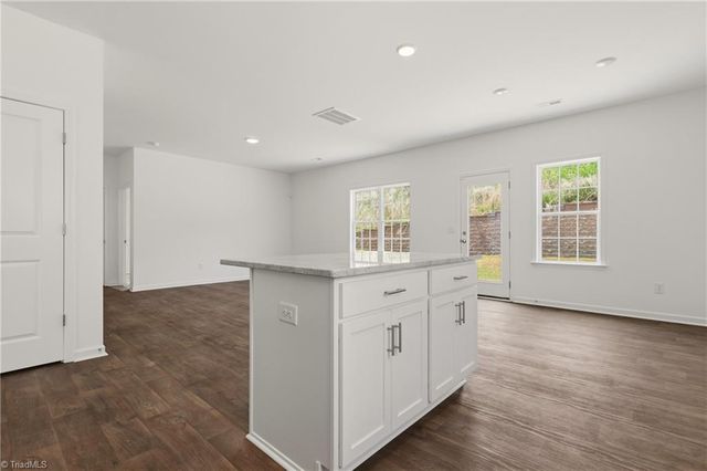 319 Waylon Court, Lexington, NC 27295