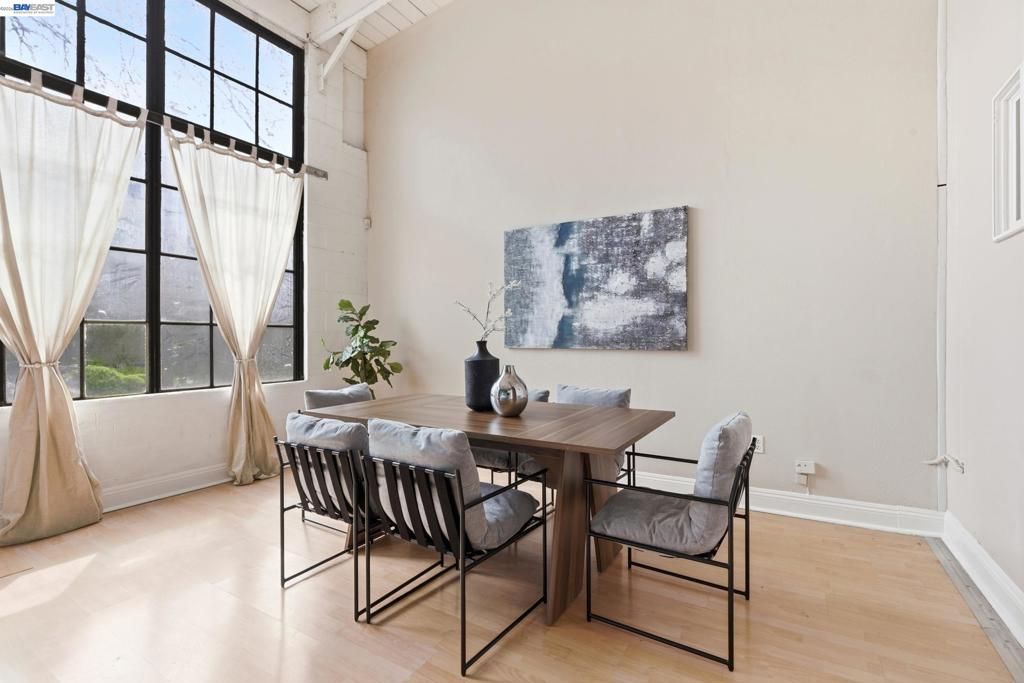 Image 10 of property listing at 4053 4053 Harlan St 114, Emeryville, CA 94608