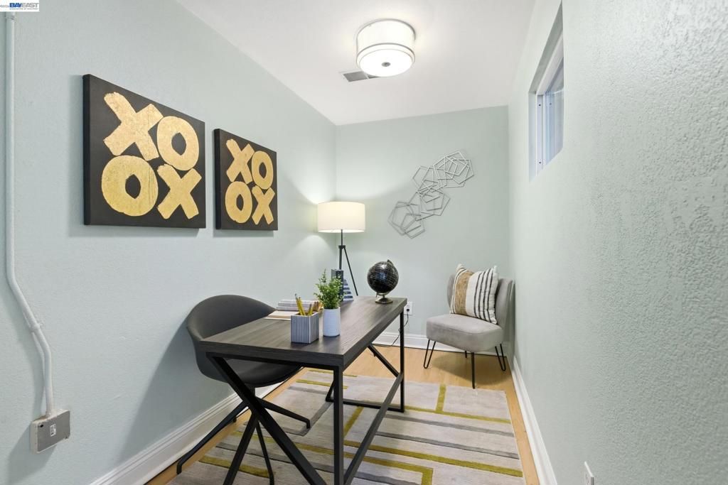 Image 16 of property listing at 4053 4053 Harlan St 114, Emeryville, CA 94608