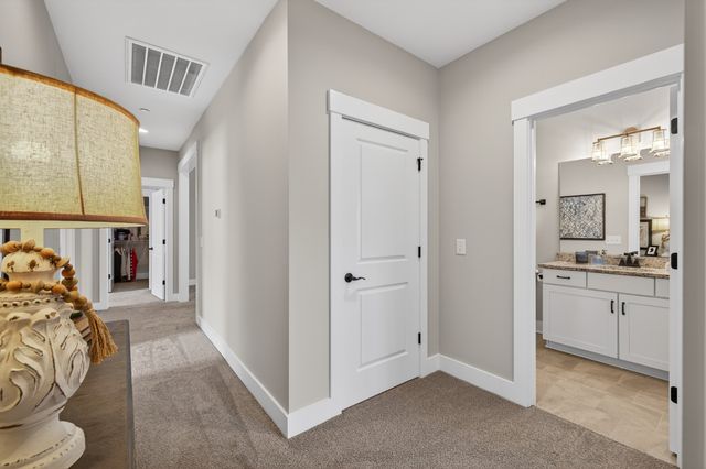 132 Telfair Ln, Nolensville, TN 37135
