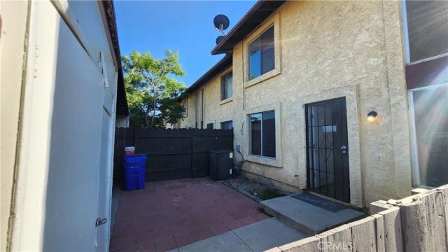 7964 Pinehurst, Highland, CA 92346