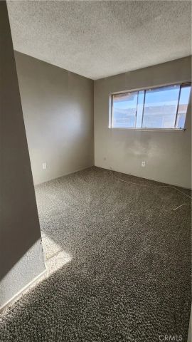 7964 Pinehurst, Highland, CA 92346