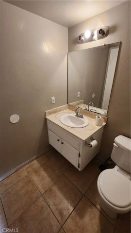 7964 Pinehurst, Highland, CA 92346