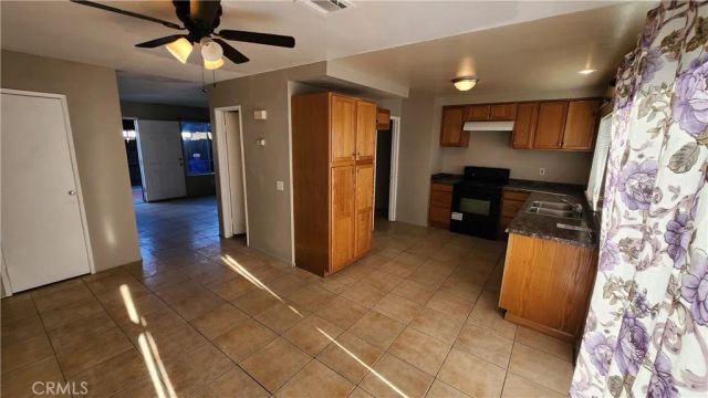 7964 Pinehurst, Highland, CA 92346