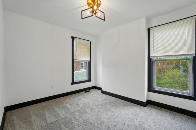 286 Taylor Avenue, Columbus, OH 43203