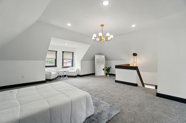 286 Taylor Avenue, Columbus, OH 43203