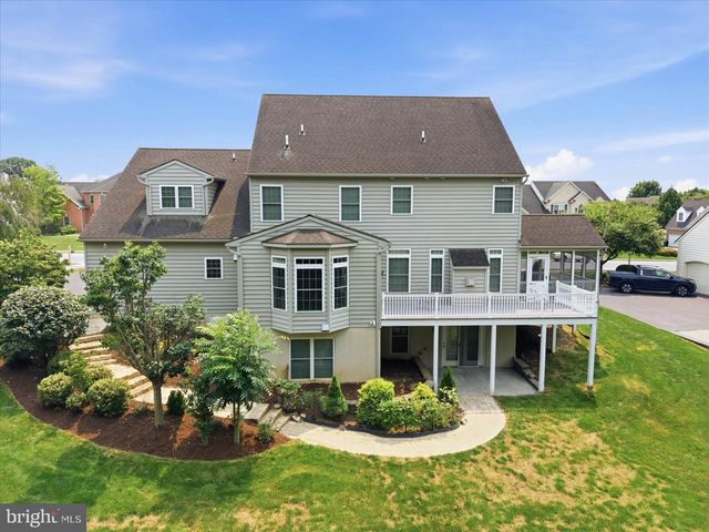 379 ECKER DR, Lititz, PA 17543