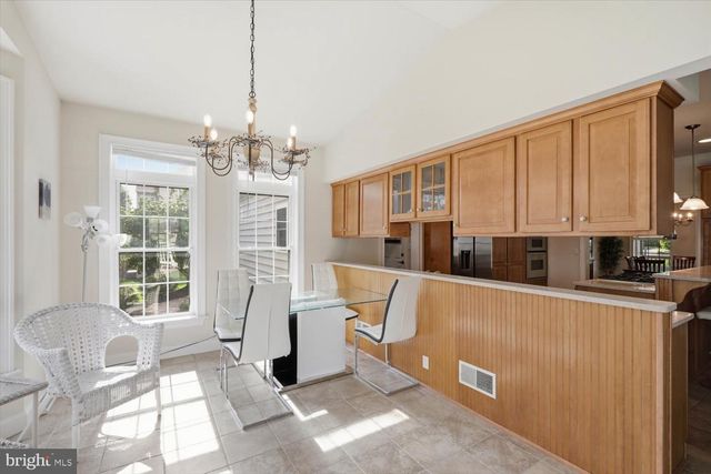 379 ECKER DR, Lititz, PA 17543
