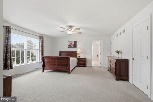 379 ECKER DR, Lititz, PA 17543