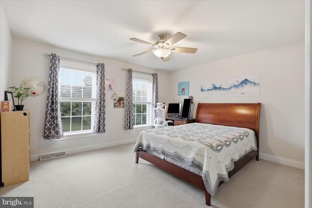 379 ECKER DR, Lititz, PA 17543