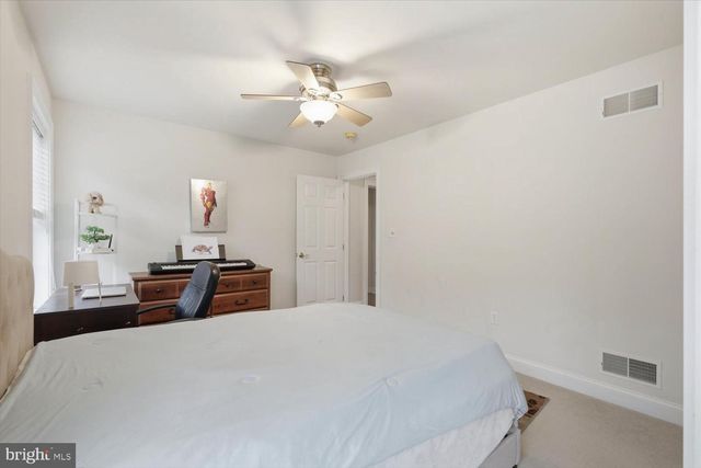 379 ECKER DR, Lititz, PA 17543